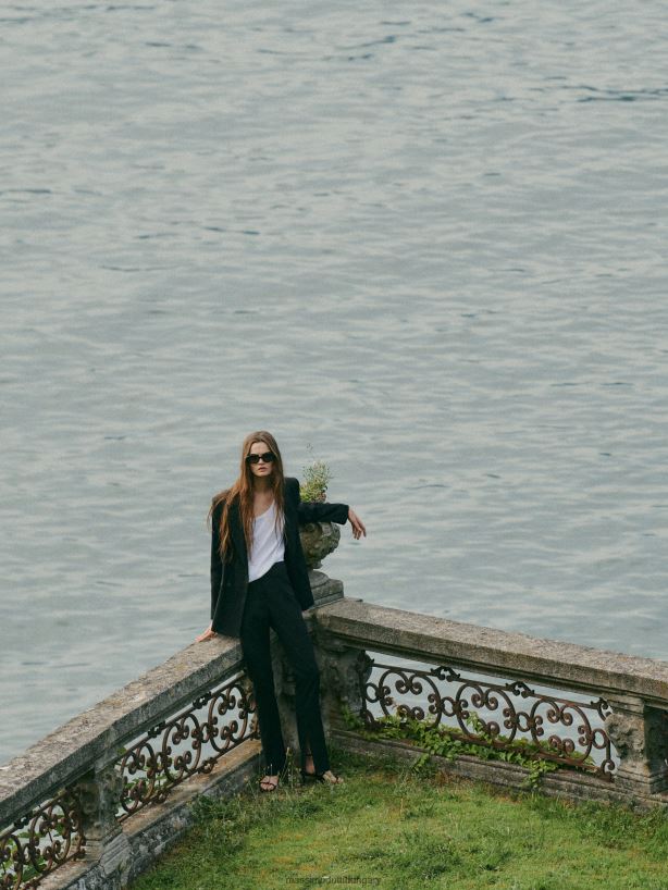 lakkozott kivitelű pántos sarkú szandál fekete nők NXX8V8412 Massimo Dutti